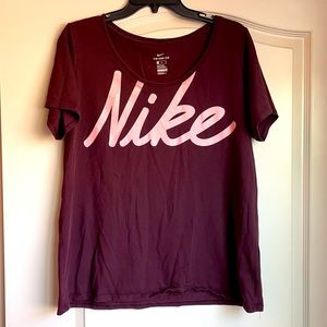 Nike tee